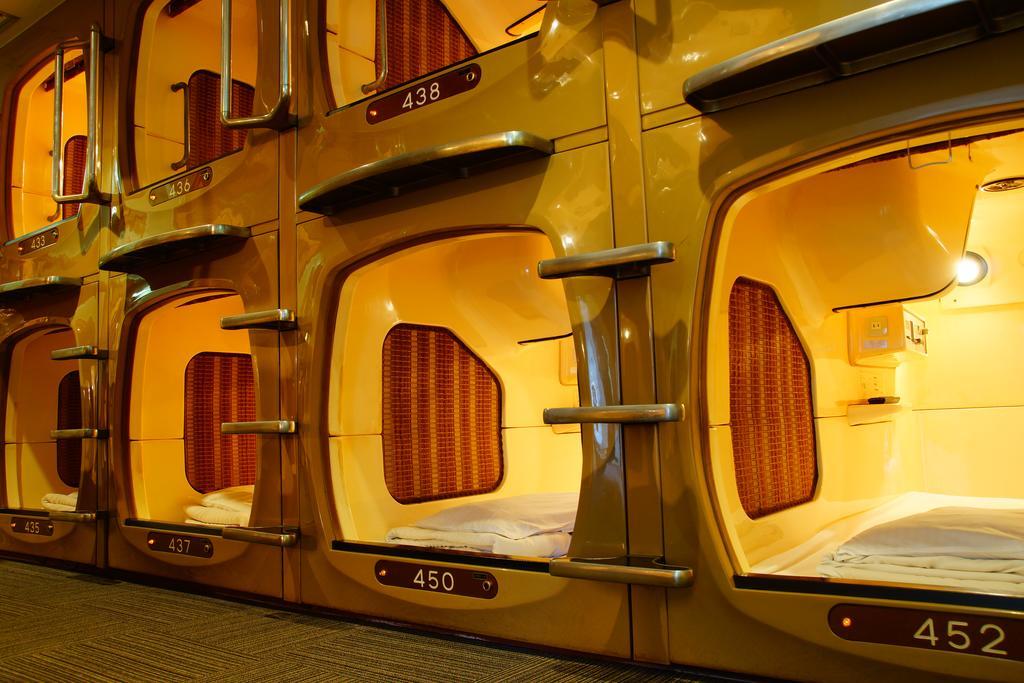 Capsule Inn Kinshicho Tokyo Bagian luar foto