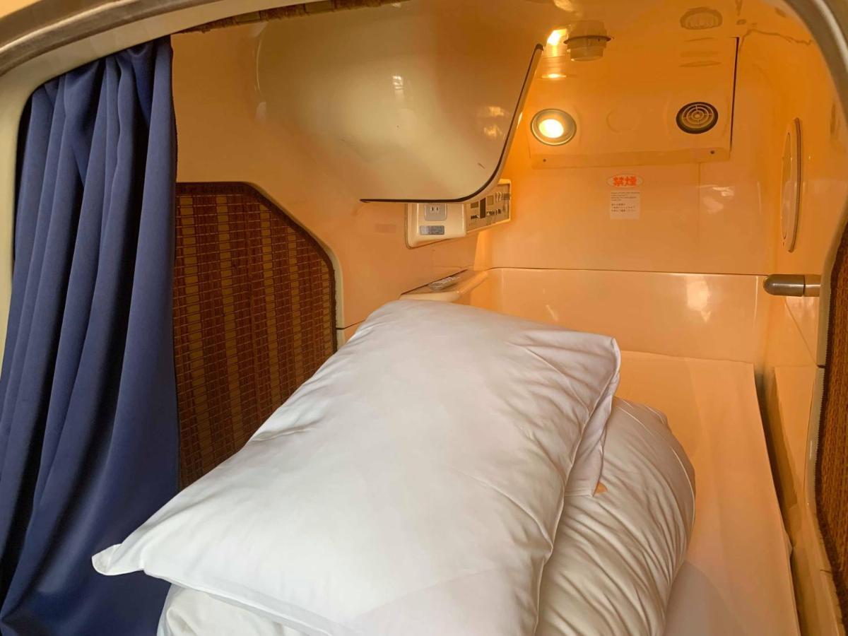 Capsule Inn Kinshicho Tokyo Bagian luar foto